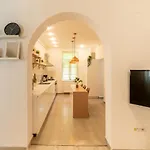 Ideal Stay: Spacious 2br Near Calea Victoriei בוקרשט