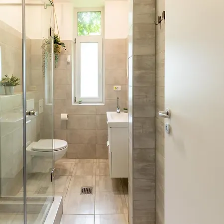 Appartamento Ideal Stay: Spacious 2br Near Calea Victoriei Bucarest