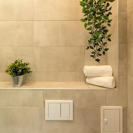 Apartment Ideal Stay: Spacious 2br Near Calea Victoriei *