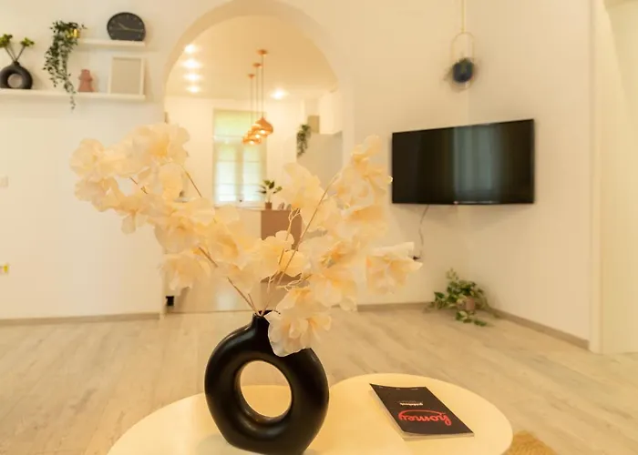 Lägenhet Ideal Stay: Spacious 2br Near Calea Victoriei *