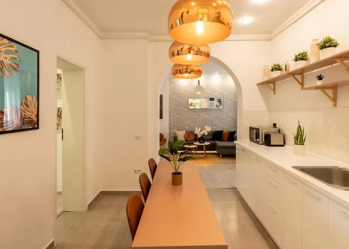 Ideal Stay: Spacious 2br Near Calea Victoriei 아파트 부쿠레슈티