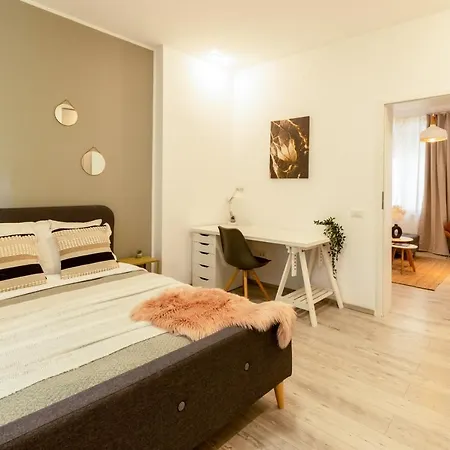アパート Ideal Stay: Spacious 2br Near Calea Victoriei