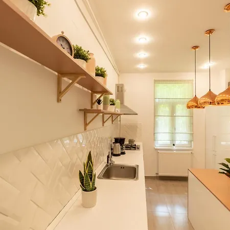 Ideal Stay: Spacious 2br Near Calea Victoriei * ブカレスト